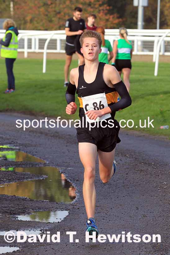 2022 Norman Woodcock Memorial Road Relays (organised by Elswick Harriers), Gosforth Park Racecourse, Newcastle.  Photo: David T. Hewitson/Sports for All Pics